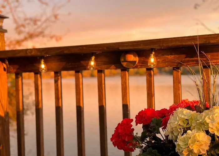 Cozy Lakefront Aframe W Hot Tub & Dock * Decatur
