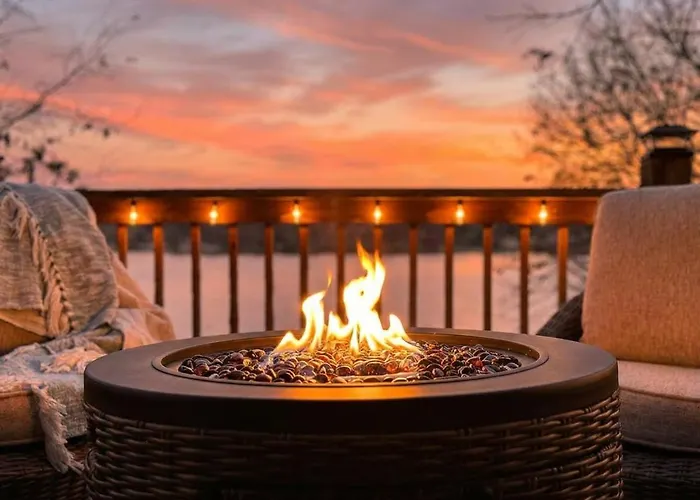 Cozy Lakefront Aframe W Hot Tub & Dock *