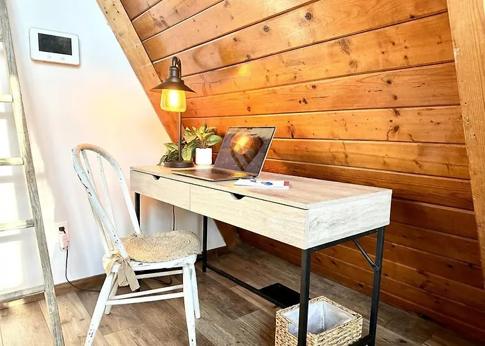 Cozy Lakefront Aframe W Hot Tub & Dock Decatur